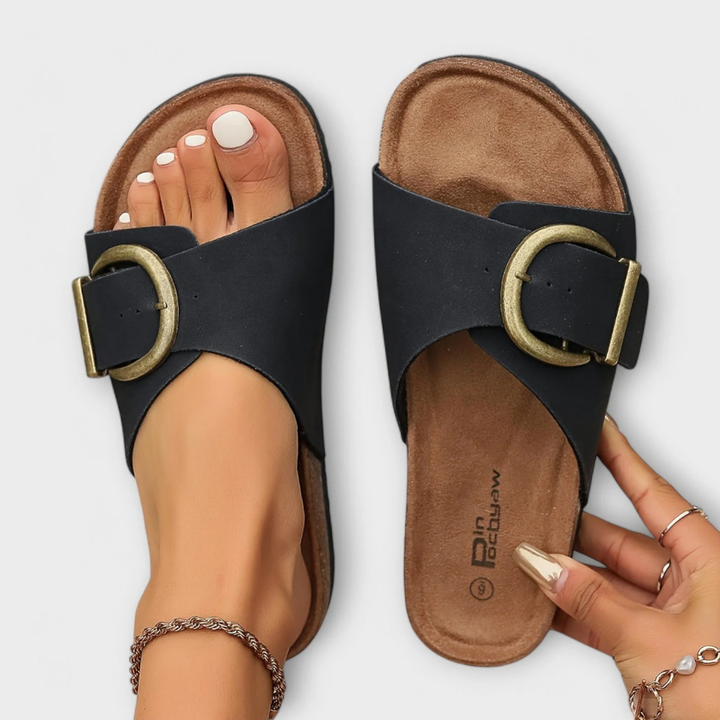YLENIA™ | Sandalo estivo confortevole
