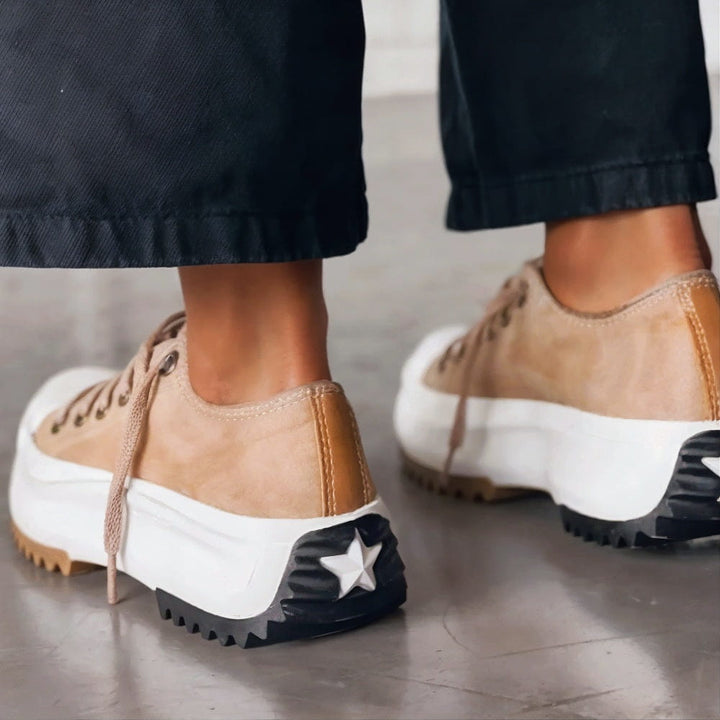 NADIA | SNEAKERS PLATFORM
